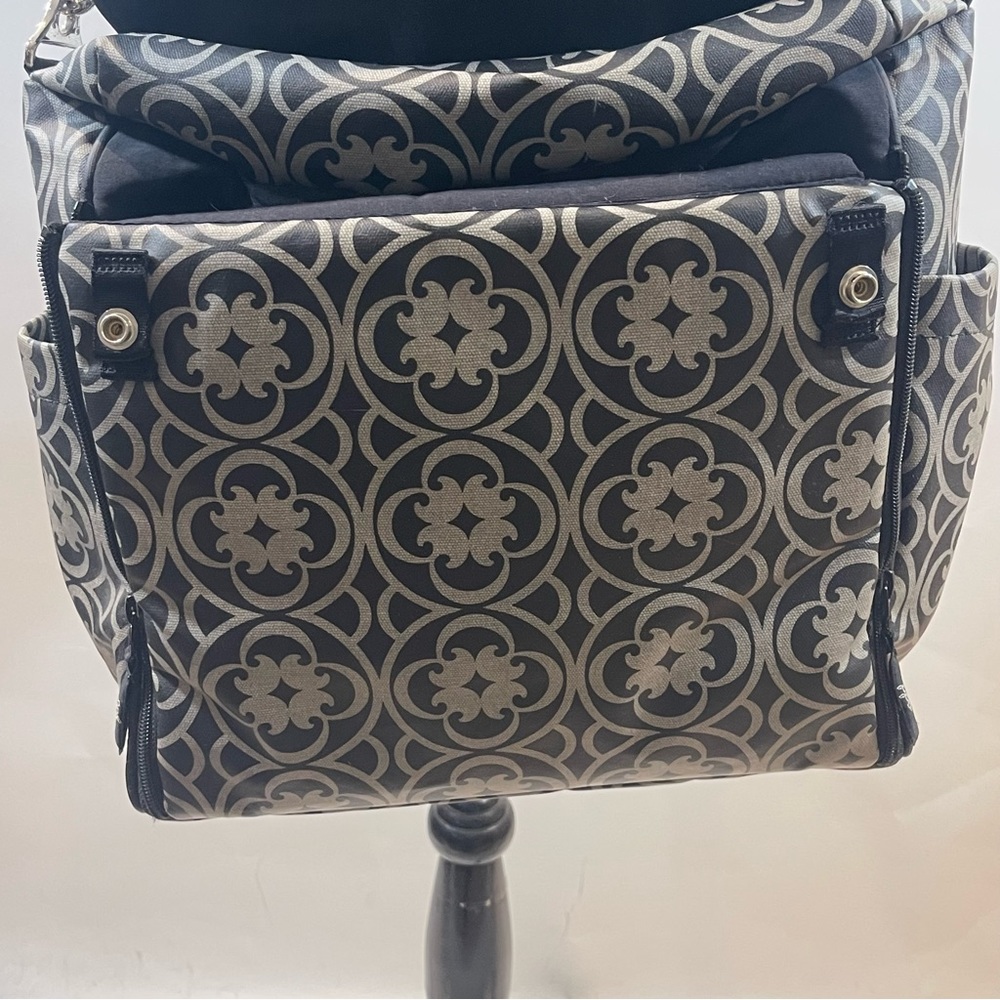 Petunia Pickle Bottom Boxy Diaper Bag - Picture 7 of 9